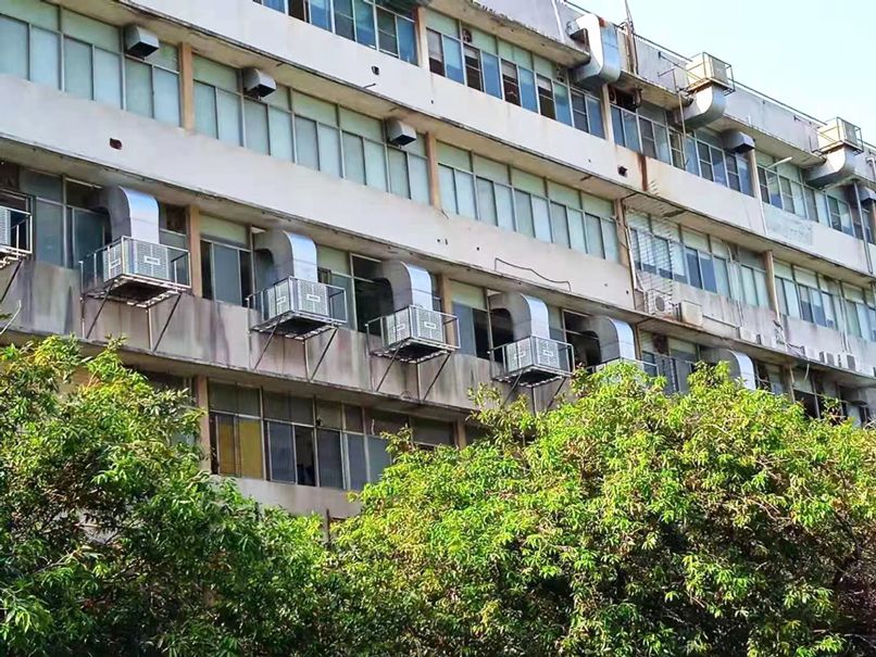 為大型廠房降溫用水冷環保空調作為廠房降溫方案設備.jpg